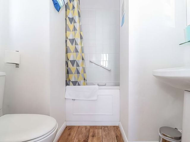 images/rooms/gallerys/room-8/room-8-6-kireth-ai.jpeg
