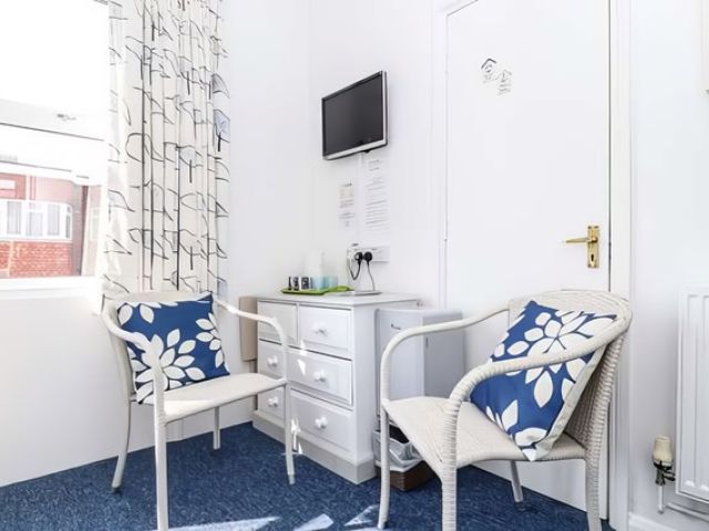 images/rooms/gallerys/room-5/room-5-4-kireth-ai.jpeg