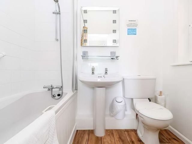 images/rooms/gallerys/room-4/room-4-4-kireth-ai.jpeg