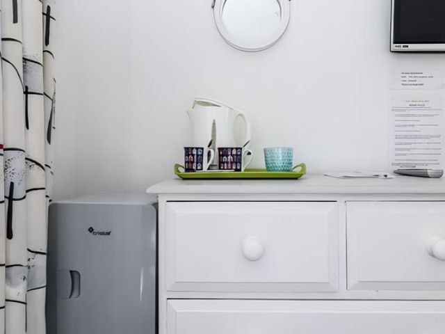 images/rooms/gallerys/room-3/room-3-20-kireth-ai.jpeg