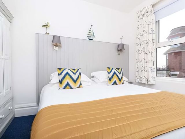 images/rooms/gallerys/room-5/room-5-1-kireth-ai.jpeg