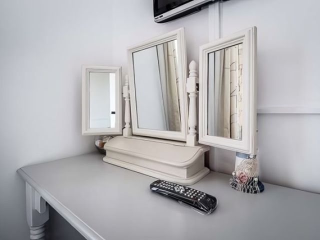 images/rooms/gallerys/room-3/room-3-14-kireth-ai.jpeg