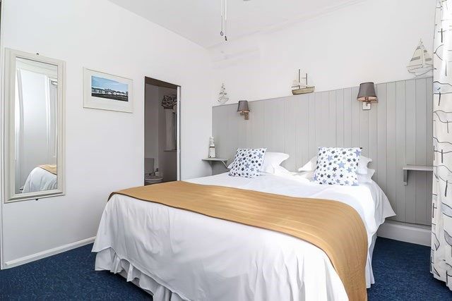 Room 4